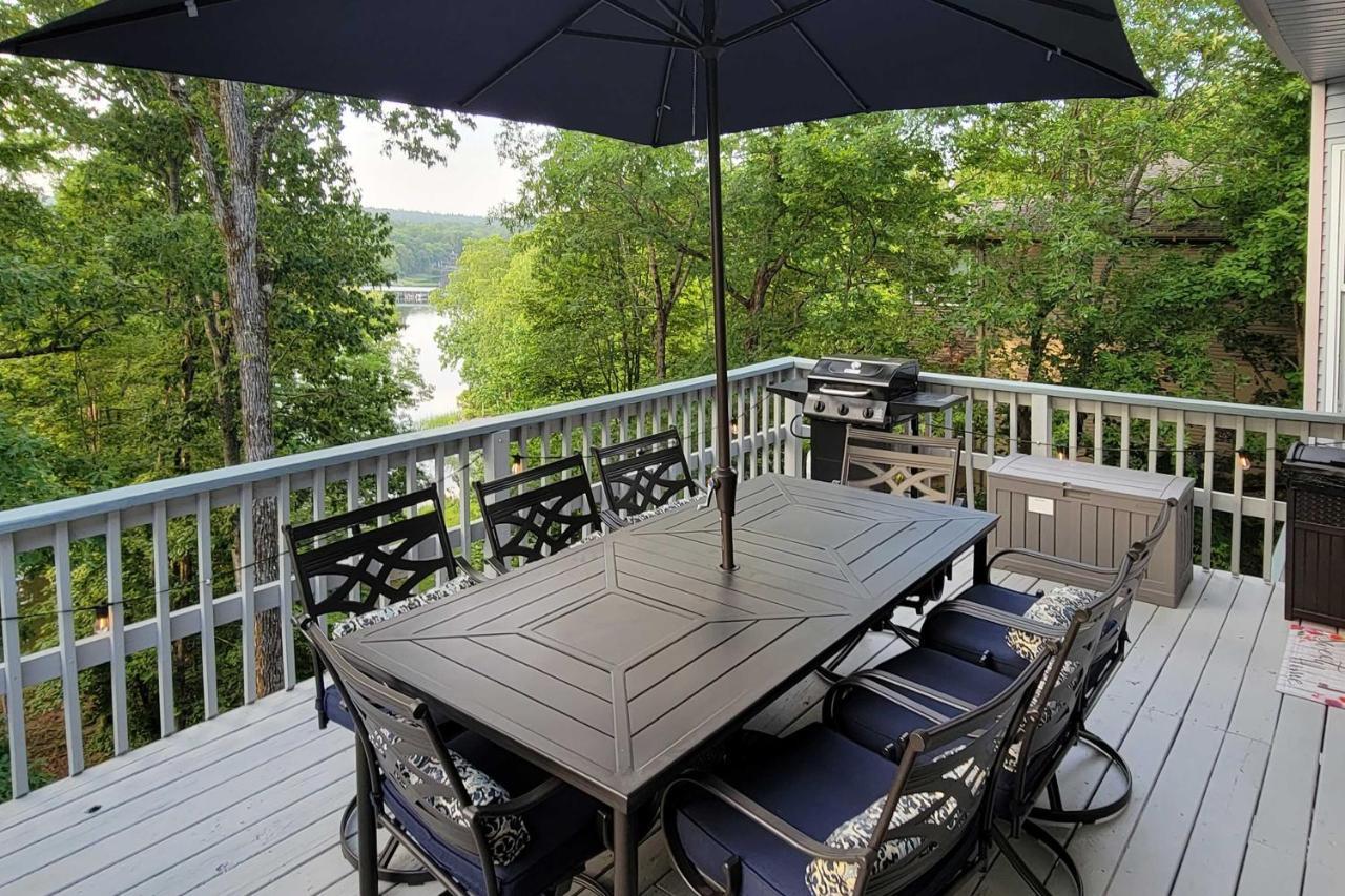 Lakeside Hot Springs Retreat With Kayaks And Boat Dock Hot Springs Village Eksteriør billede